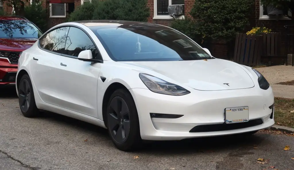 2021 Tesla Model 3 front 11.10.21